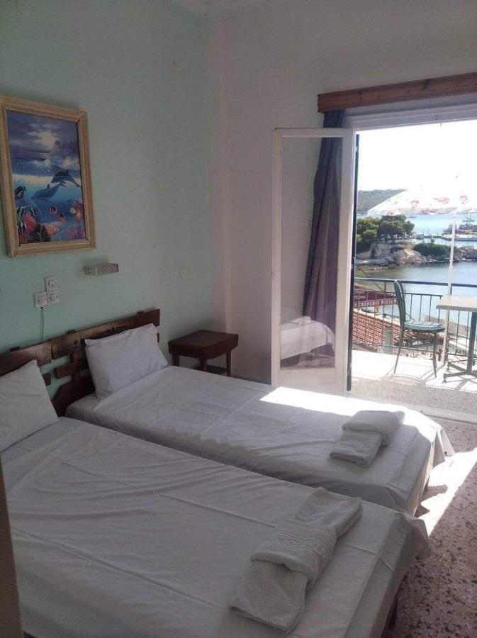 Ammoudia Rooms Agia Marina  Exterior foto